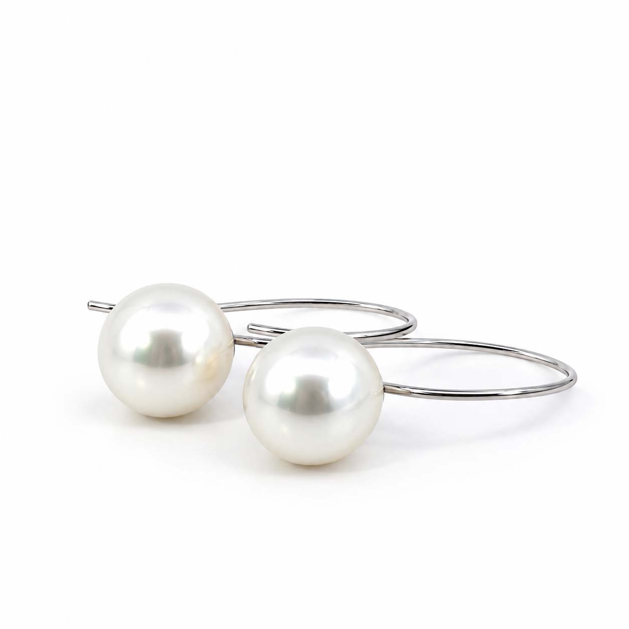 Gro�e S�dseeperlen als Ohrh�nger 13-13,5mm in 18kt Gold und Platin 