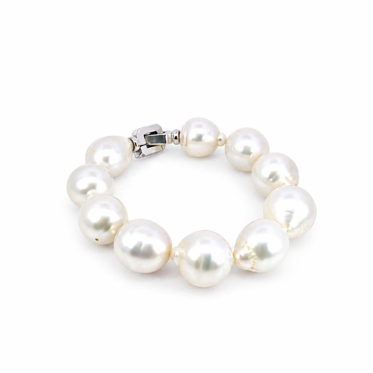 Silberwei�e S�dseeperlen 15,7-14,4mm als Armband mit 18kt Wei�goldschlie�e