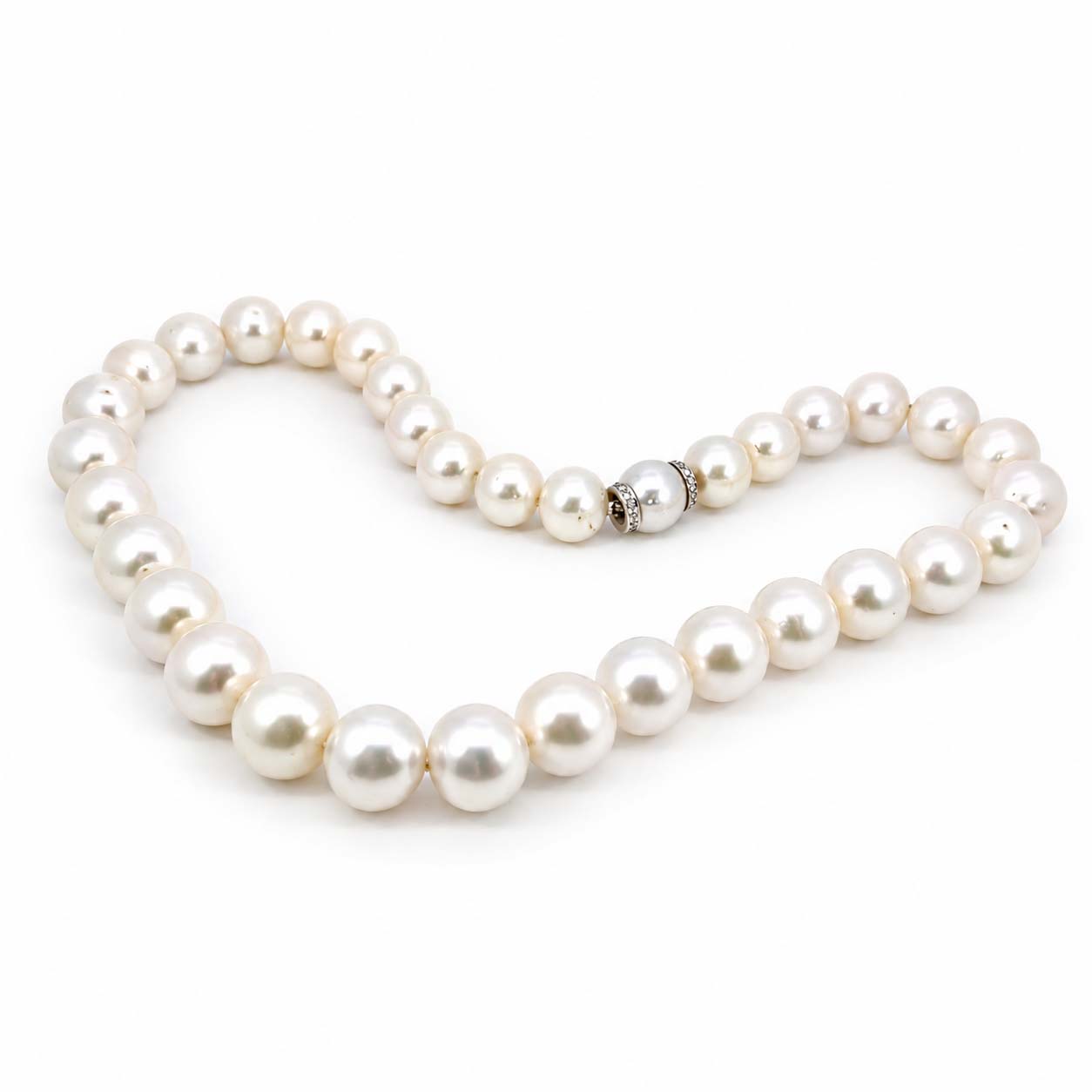 Silberwei�e S�dseeperlenkette, S�dseeperlen 14-11,5mm mit Patentschlie�e und Diamanten 